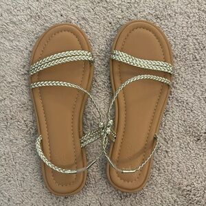 Universal thread Gold strap sandals